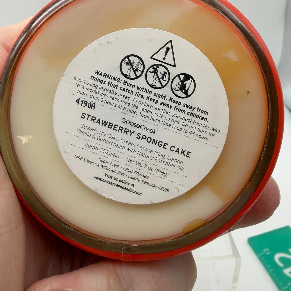 Goose Creek Strawberry Sponge Cake Candle 7oz Soy Wax Blend Essential Oils